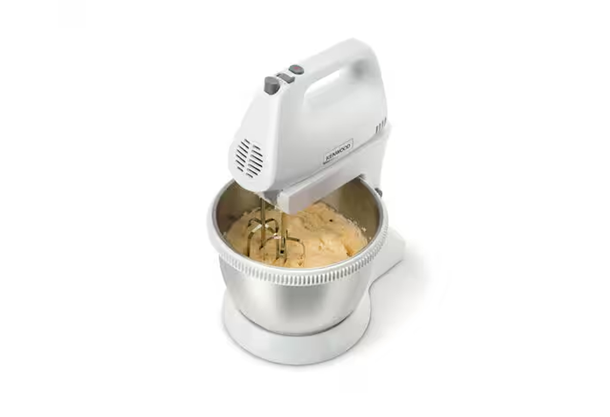 Απεικονίζεται το μίξερ χειρός 